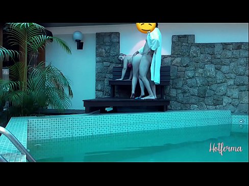 ❤️ Šef poziva sobaricu na bazen, ali nije mogao odoljeti vrućini Tvrdi porno na bs.mass-pr.ru ❌