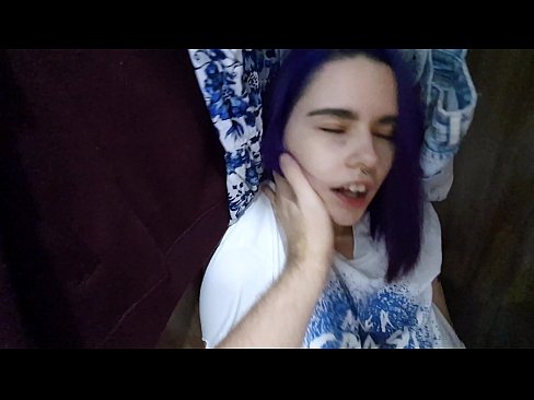 ❤️ Našao sam svoju sestru u ormaru i pomogao joj da svrši Tvrdi porno na bs.mass-pr.ru ❌